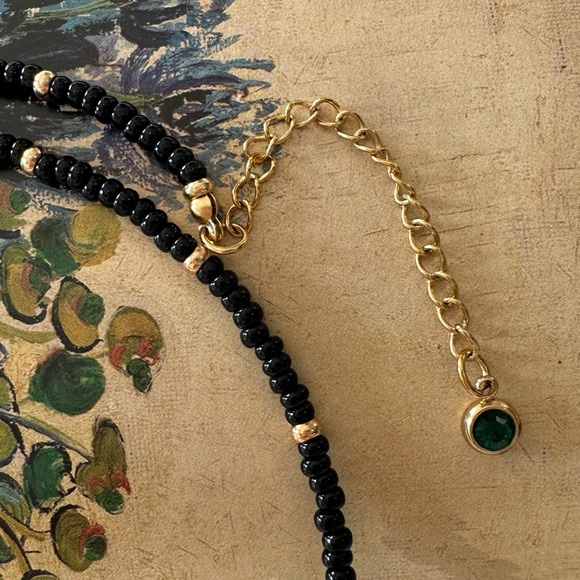 Bow bead necklace - Picture 5 of 7